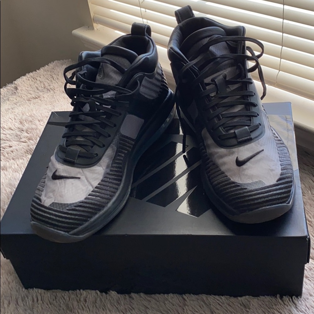 LEBRON X JE ICON SHOES